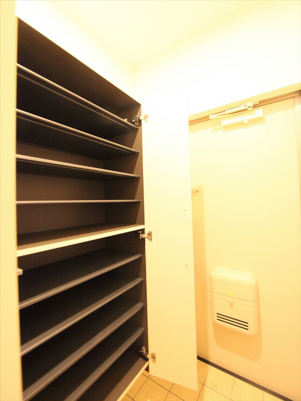 充実シューズボックス