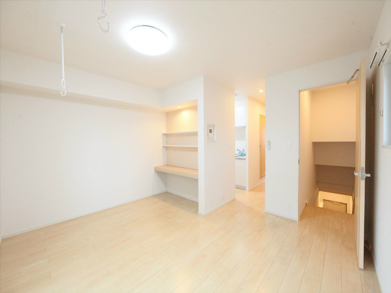 リビング 棚有り