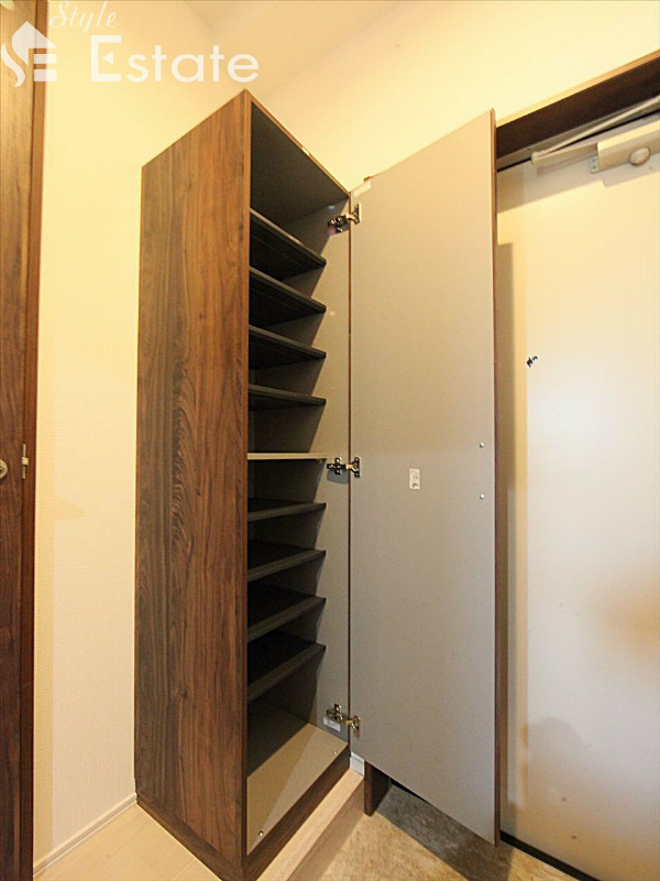 シューズボックス