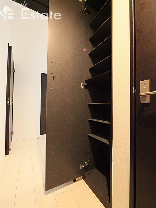 シューズボックス