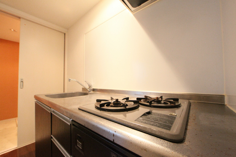 キッチン(ガス2口コンロ)