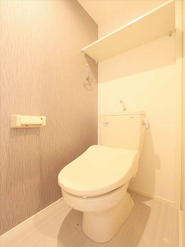 トイレ ウォシュレット付