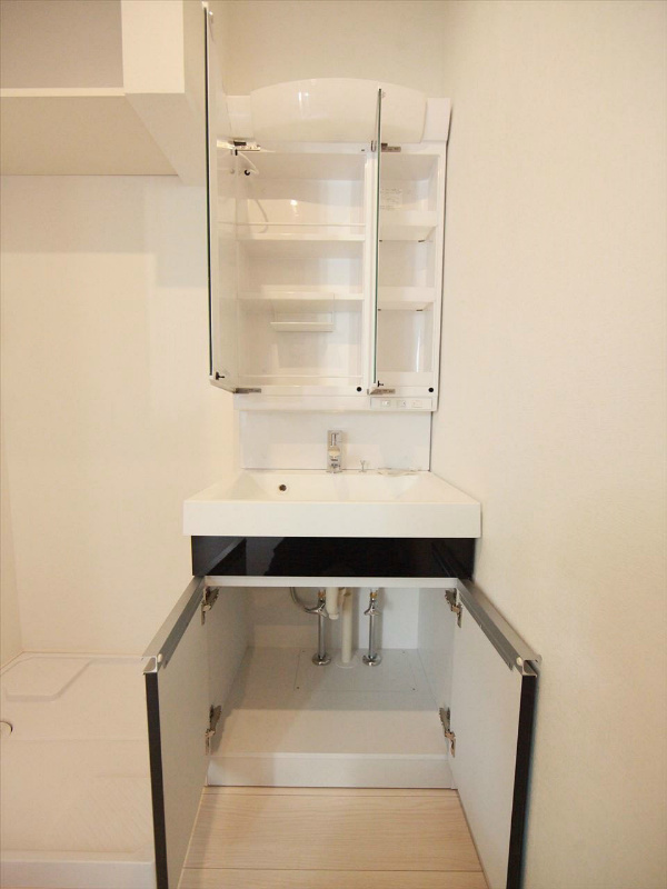 モデルルーム 独立洗面台★収納