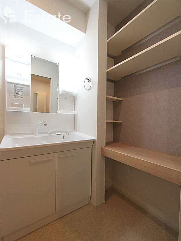 シャンプードレッサー付き 棚あり