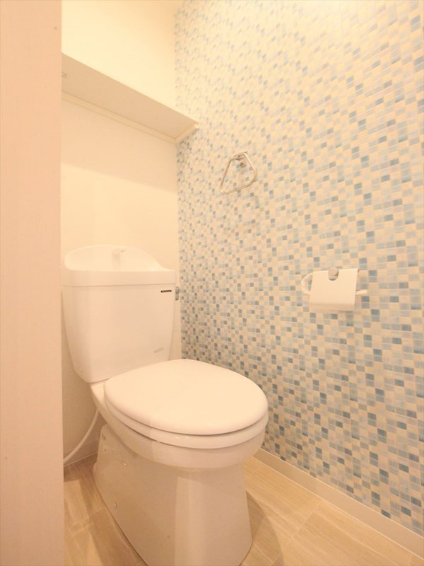 トイレ 収納棚あります