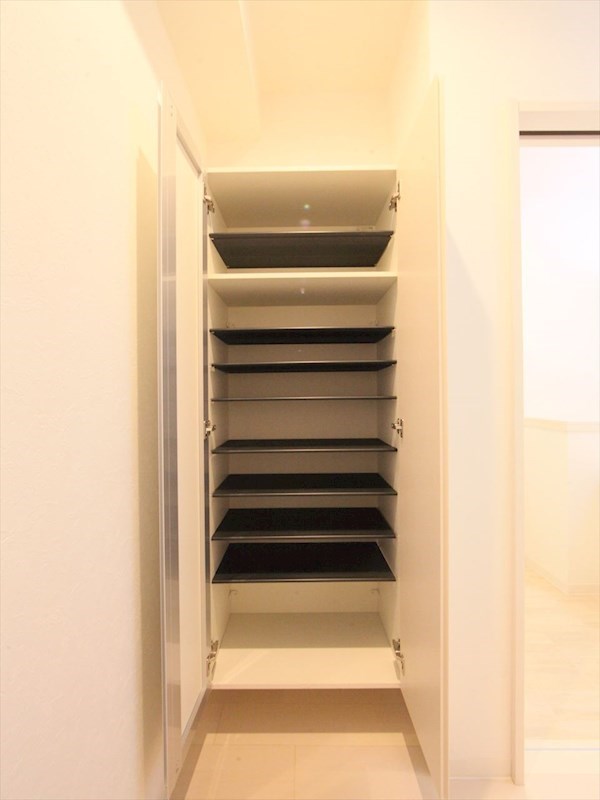 充実シューズボックス