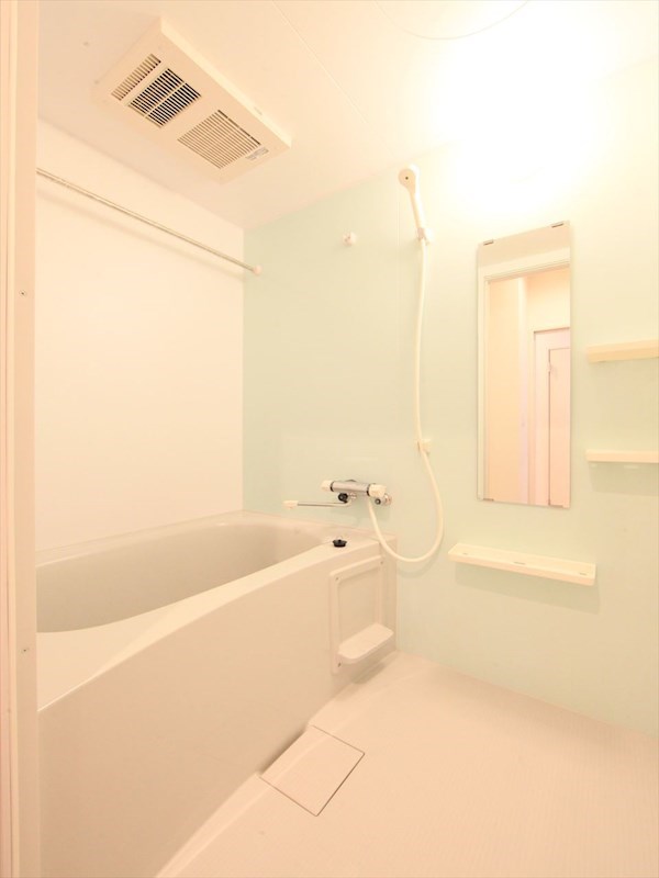 バスルーム 浴室乾燥機つき