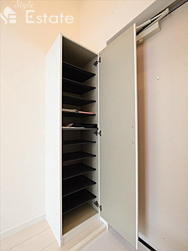 シューズボックス