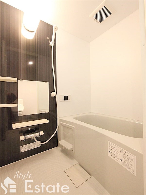 追い焚き機能付きバスルーム