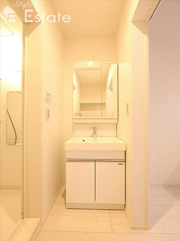 脱衣場 独立洗面台