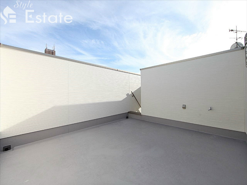 ルーフバルコニー