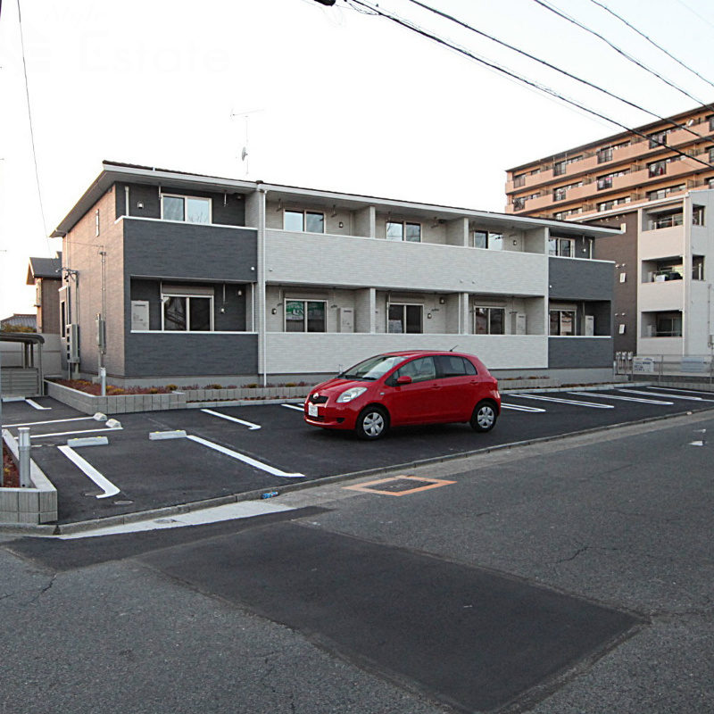 広々とした敷地