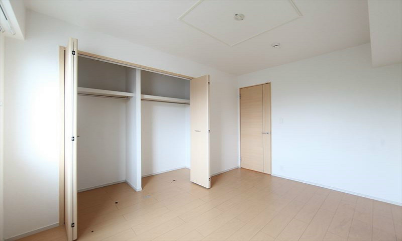 同タイプ 洋室 収納あります