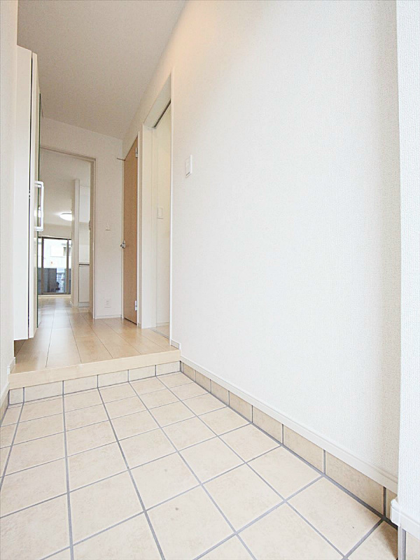 玄関 シューズボックス付 類似物件モデルルーム