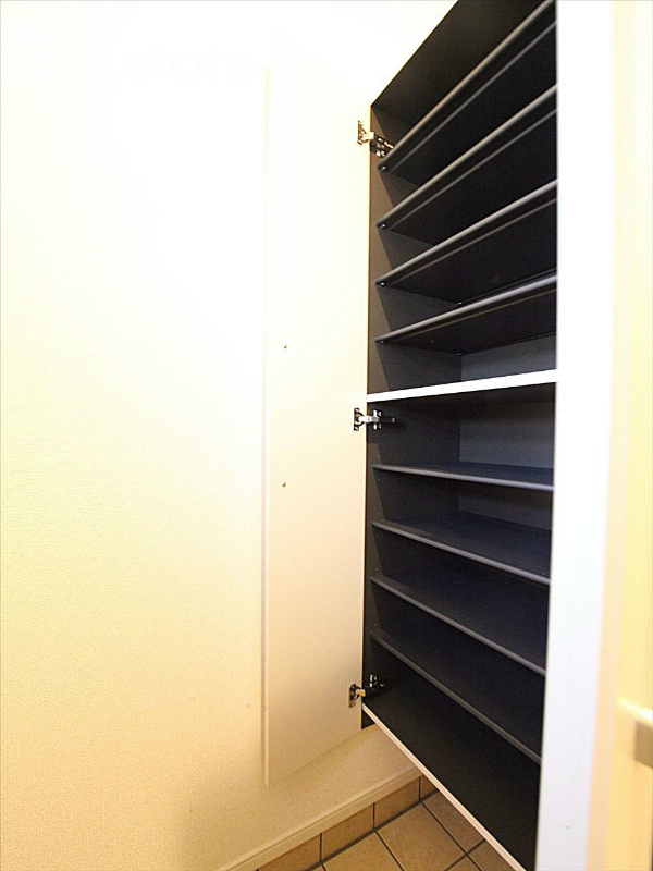 シューズボックス