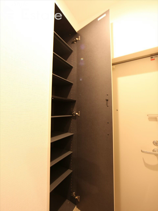 シューズボックス