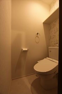 シャワー付きトイレ