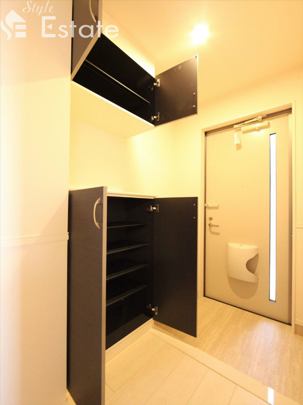 シューズボックス