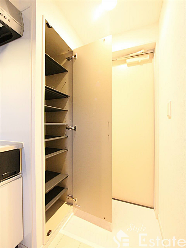 シューズボックス