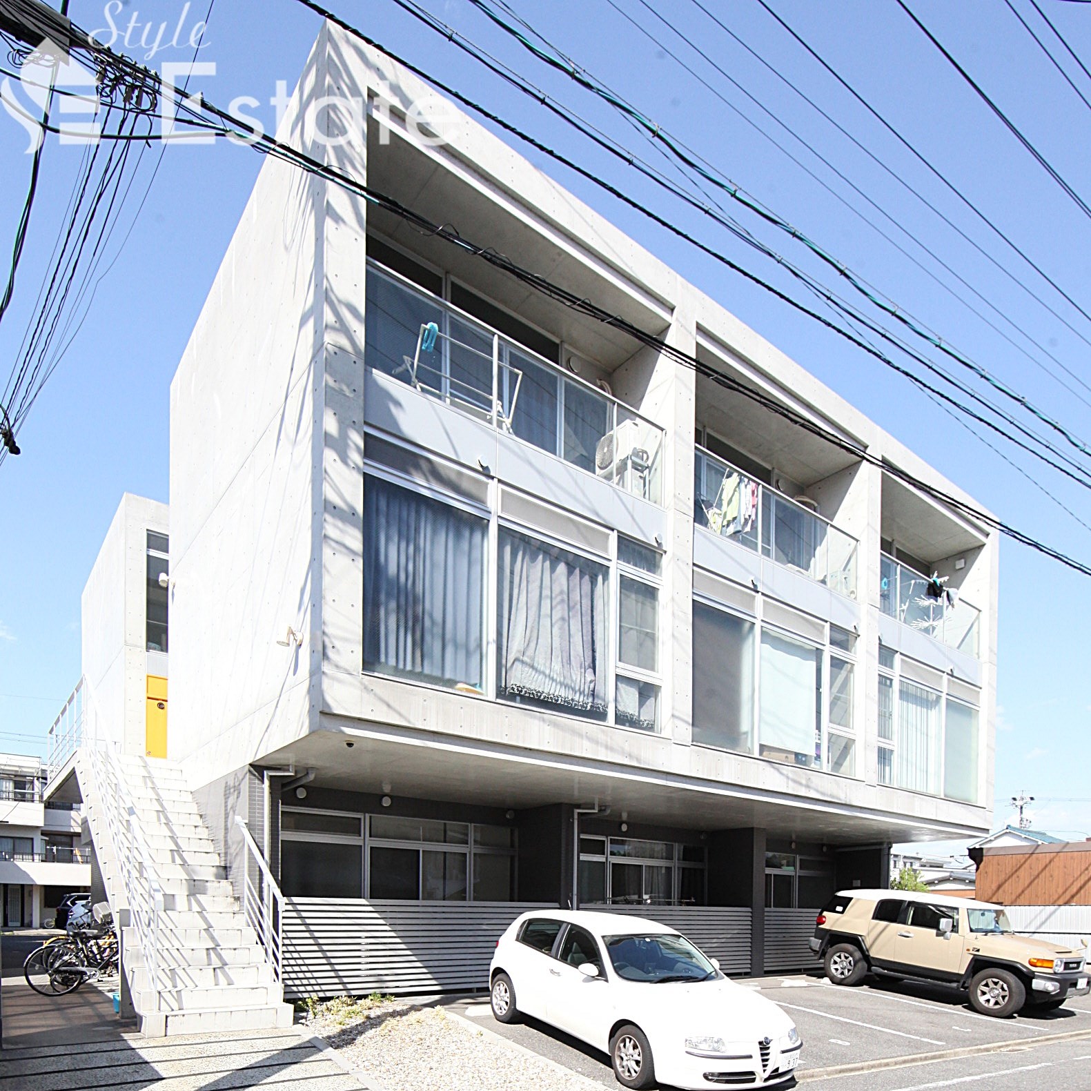 M/F HOUSE （エムエフハウス）