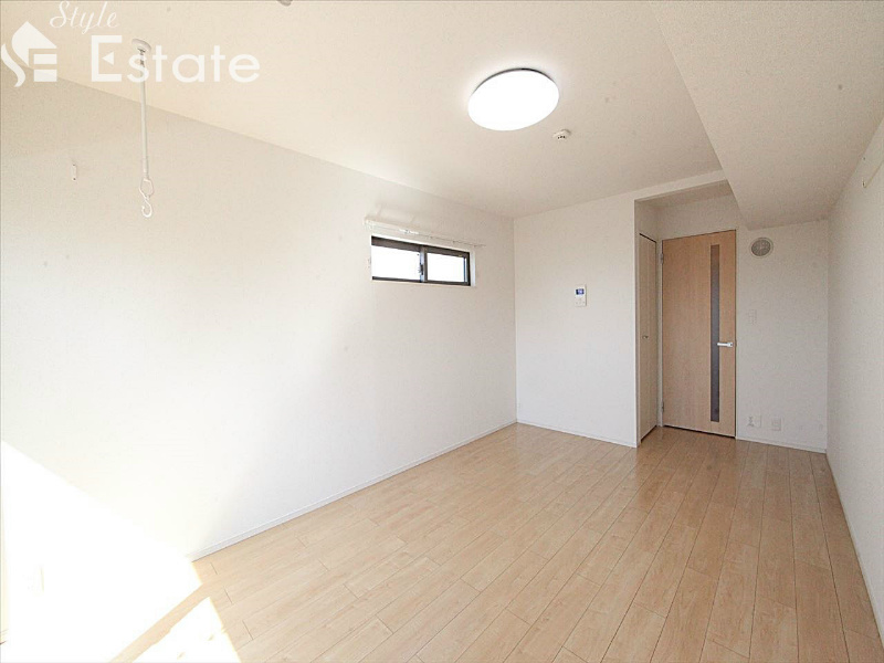 洋室 エアコンつき