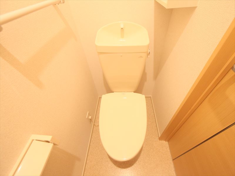 トイレ 暖房便座付