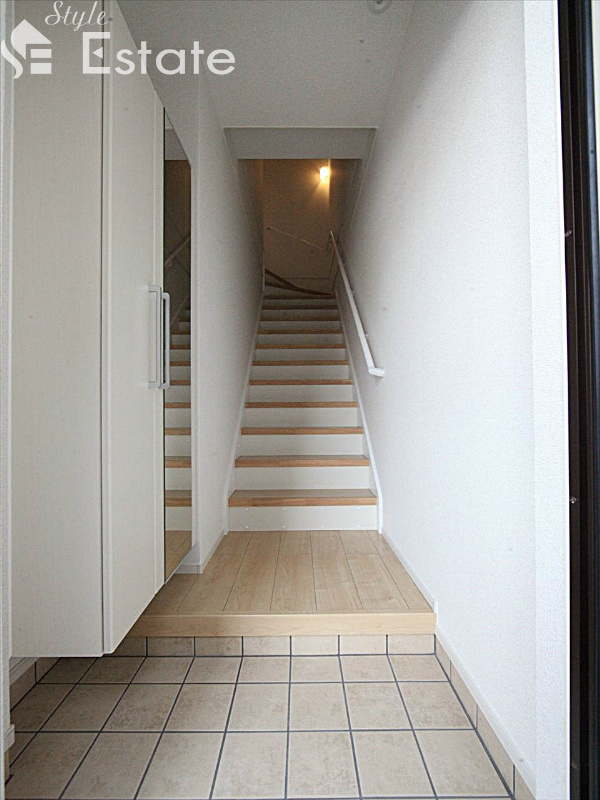 シューズボックス付き