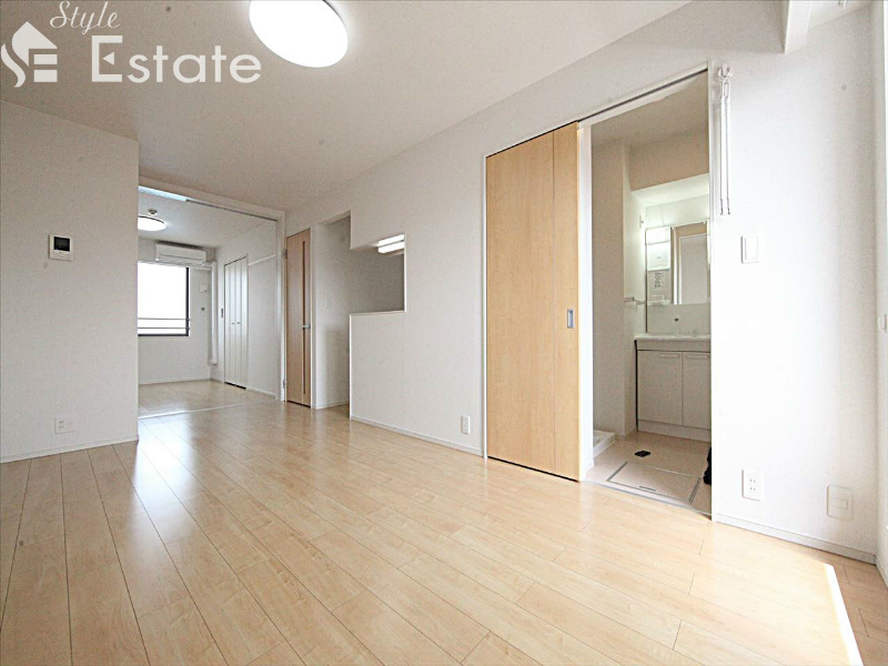 カウンターキッチン 照明器具付き