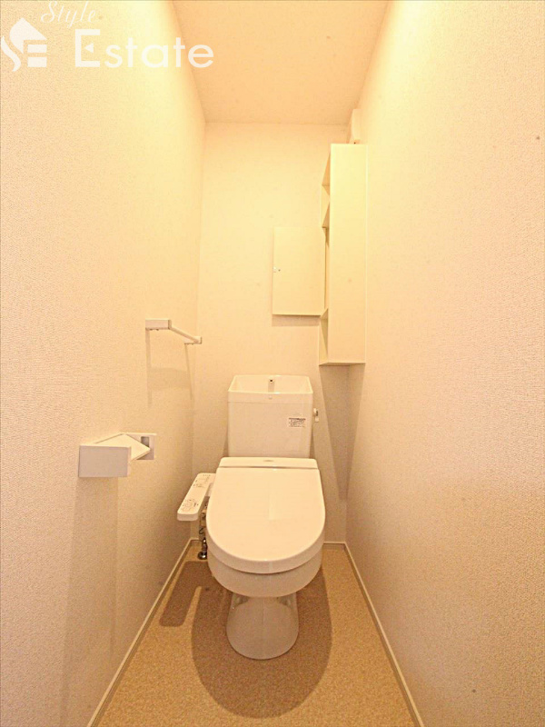 ウォシュレット 棚付き