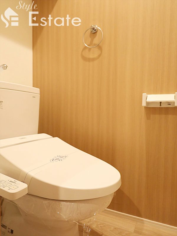 温水便座付きシャワートイレ