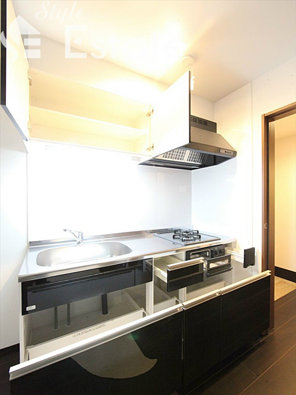 キッチン 収納スペース