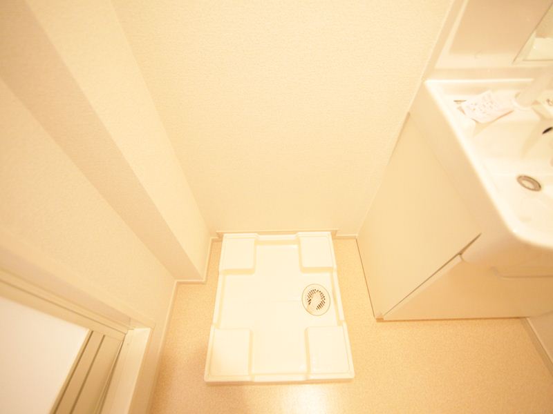 同型イメージ画像 室内洗濯機置き場