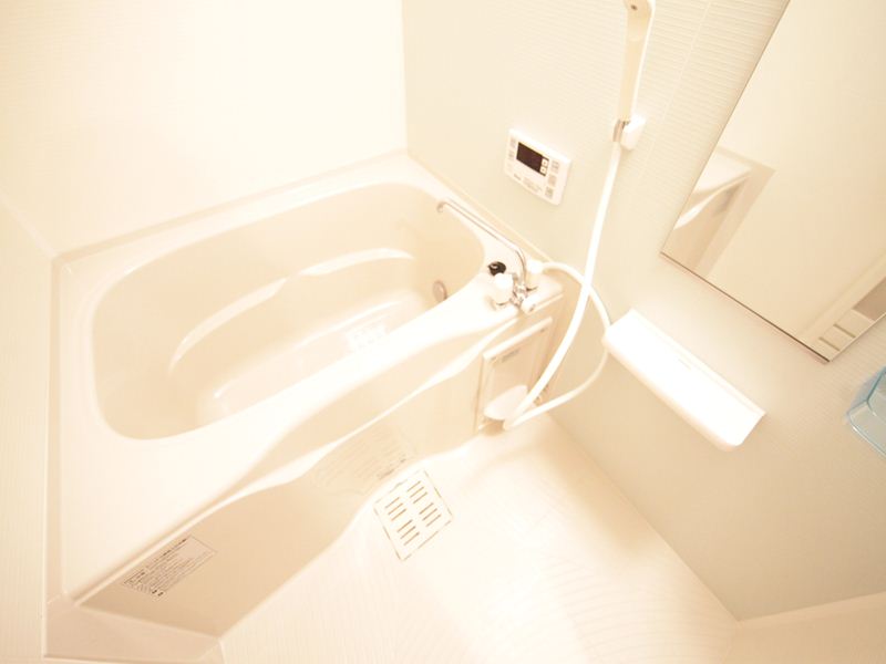 同型イメージ画像 追い焚き機能付きバスルーム