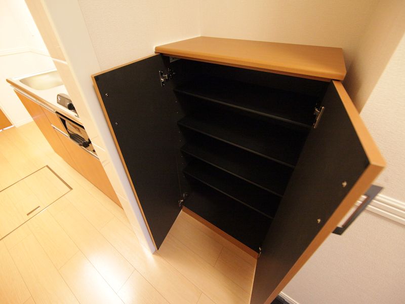 同施工会社類似物件 シューズボックス