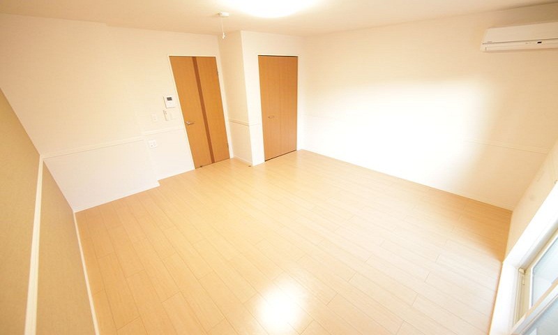 同施工会社類似物件 洋室10帖