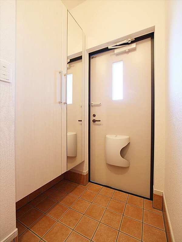 玄関 シューズボックス有り