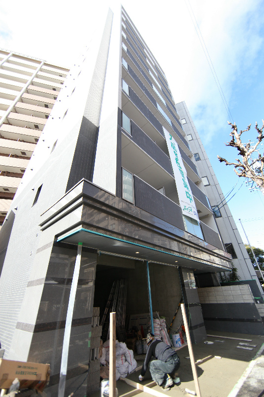 Z・R名駅　（ゼットアールメイエキ）