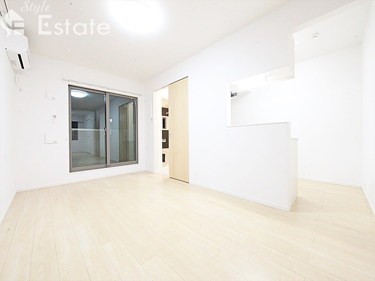 リビング エアコン付