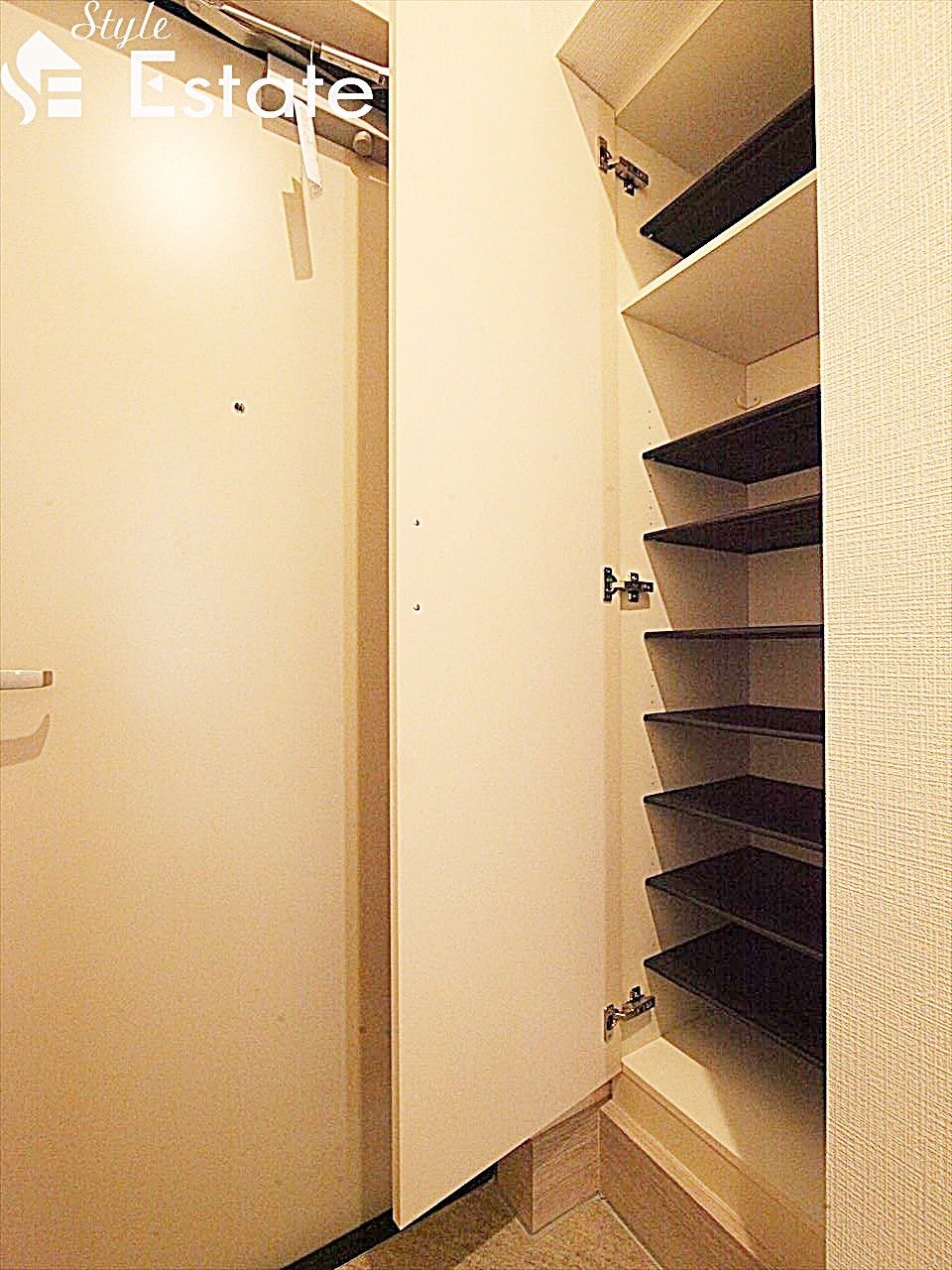 シューズボックス