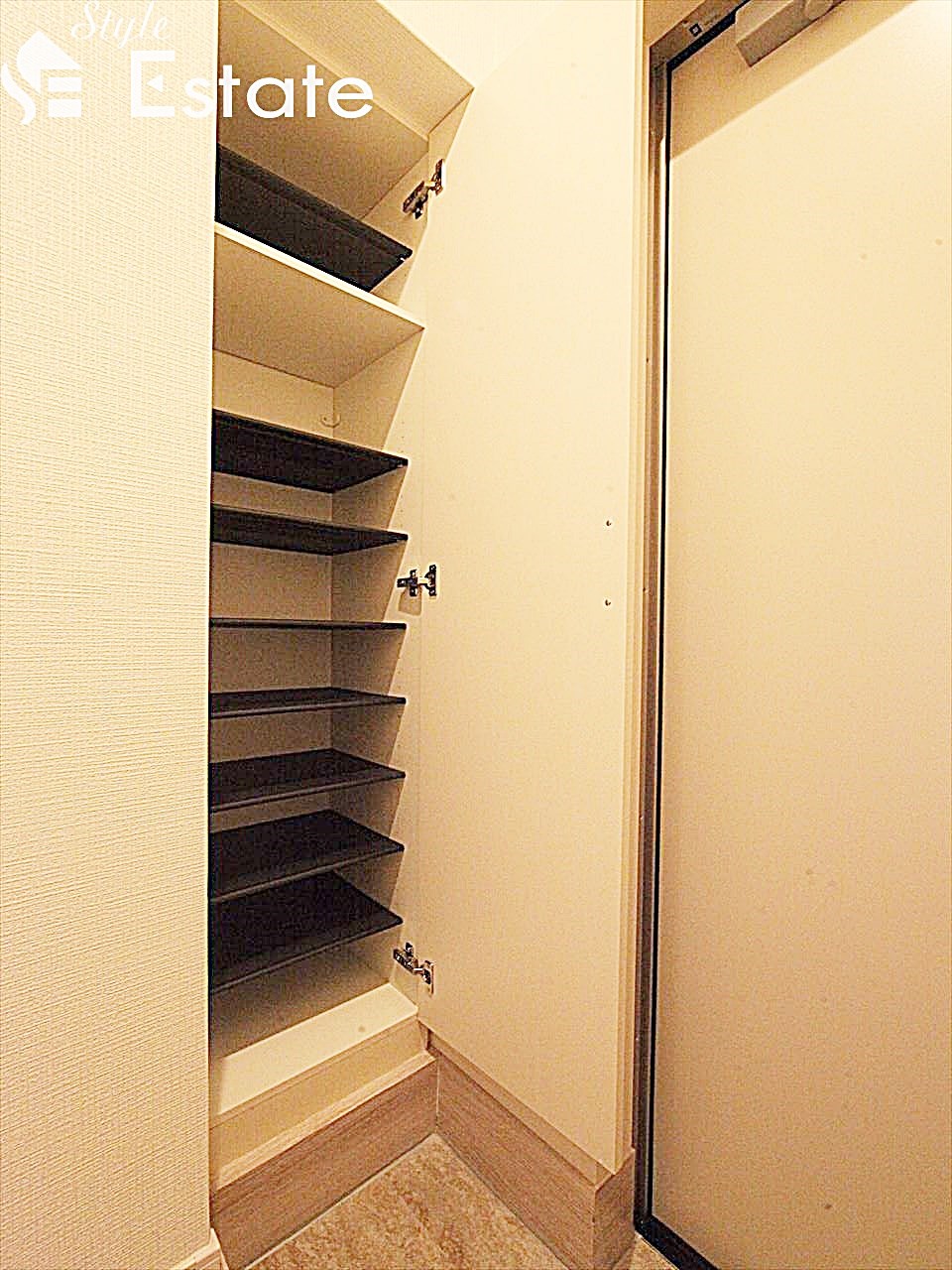 シューズボックス