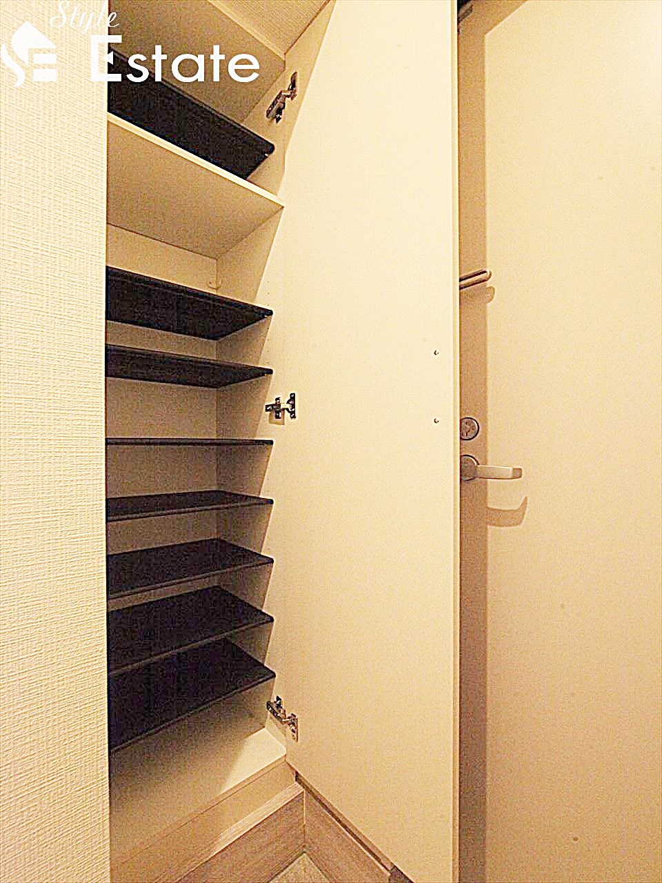 シューズボックス