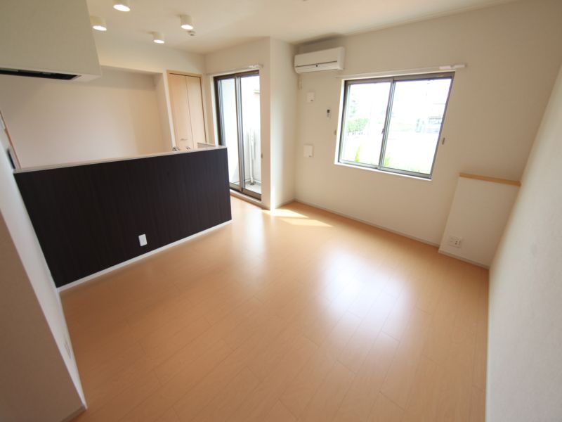 LDK11.1帖エアコン付き!