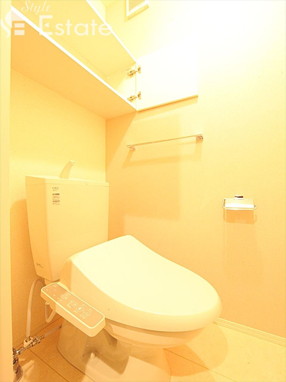 トイレ ウォシュレット付