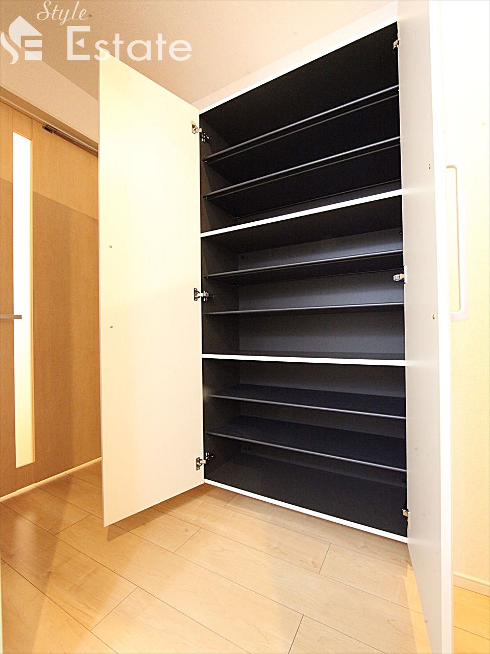 シューズボックス