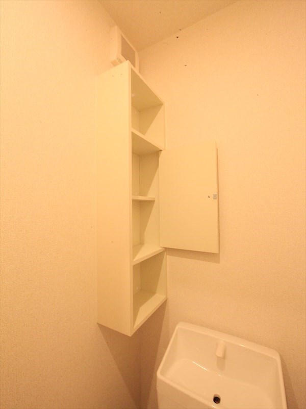 トイレ収納 類似物件