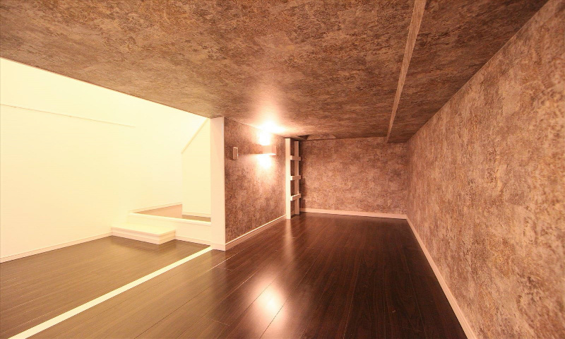 アンダーロフト