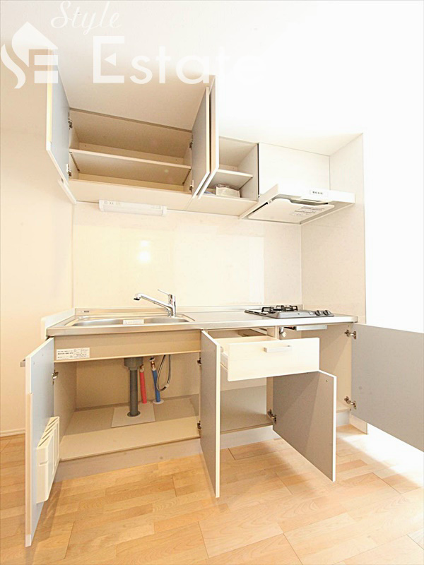 キッチン 収納スペース