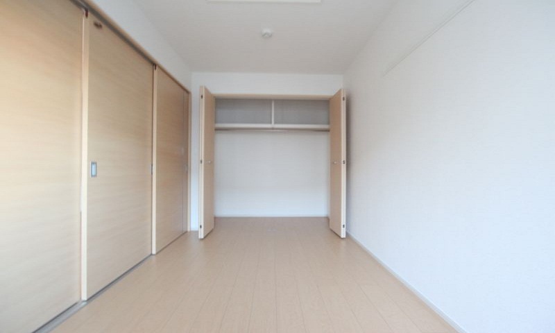 洋室5.1帖 収納付き 同タイプ