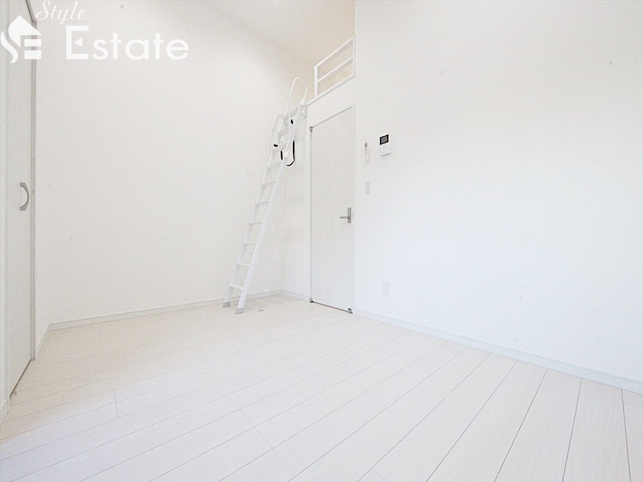 洋室 6.0帖 クローゼット付