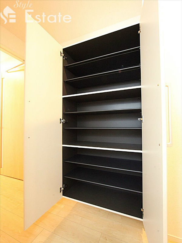 シューズボックス イメージ画像